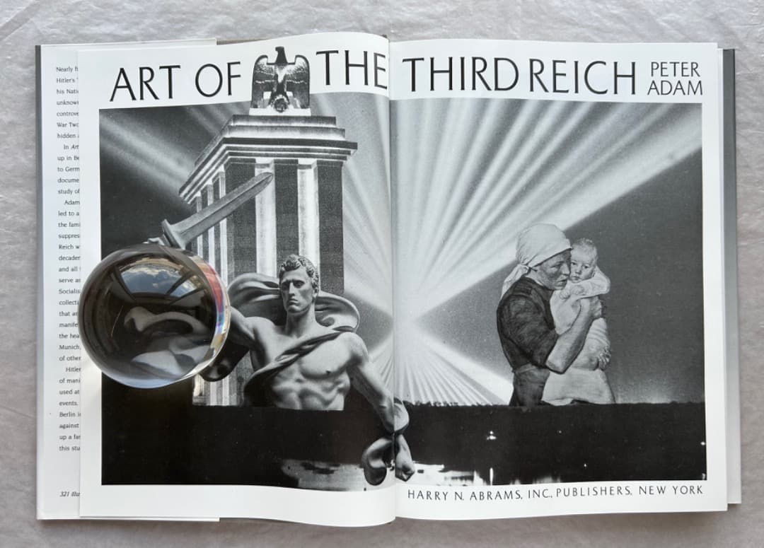 洋書）Peter Adam, Art of the Third Reich.