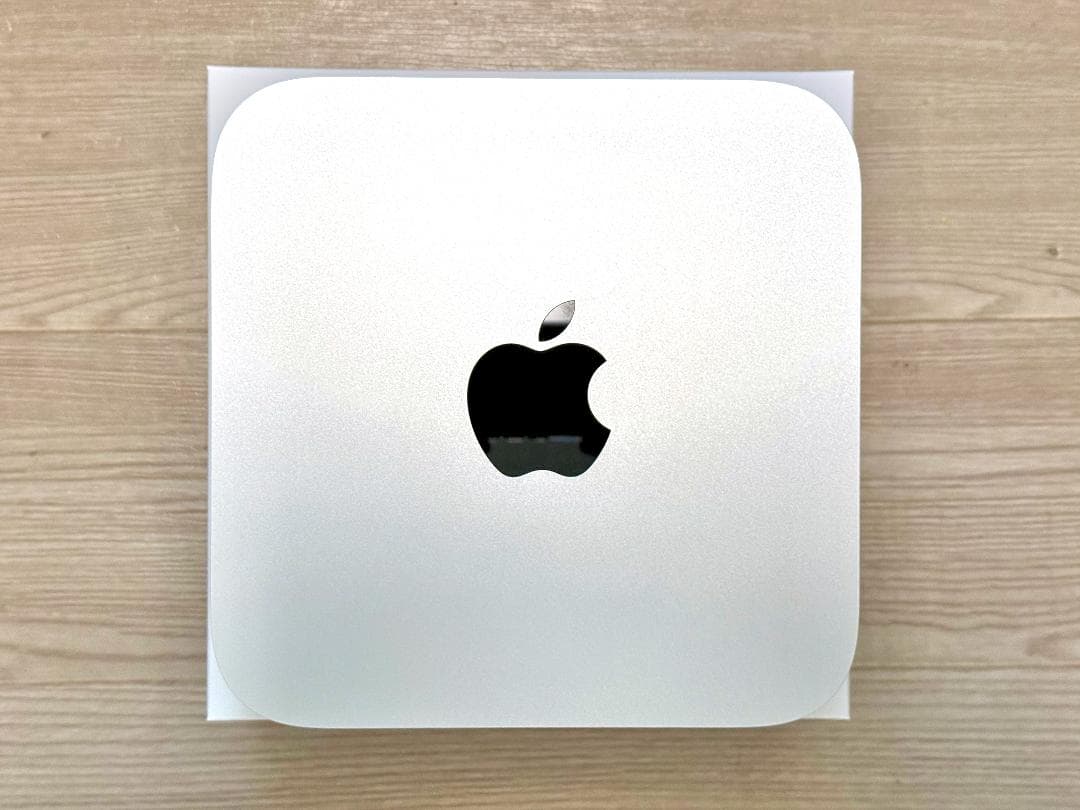 Mac mini M2 8GBメモリ／256GBストレージ