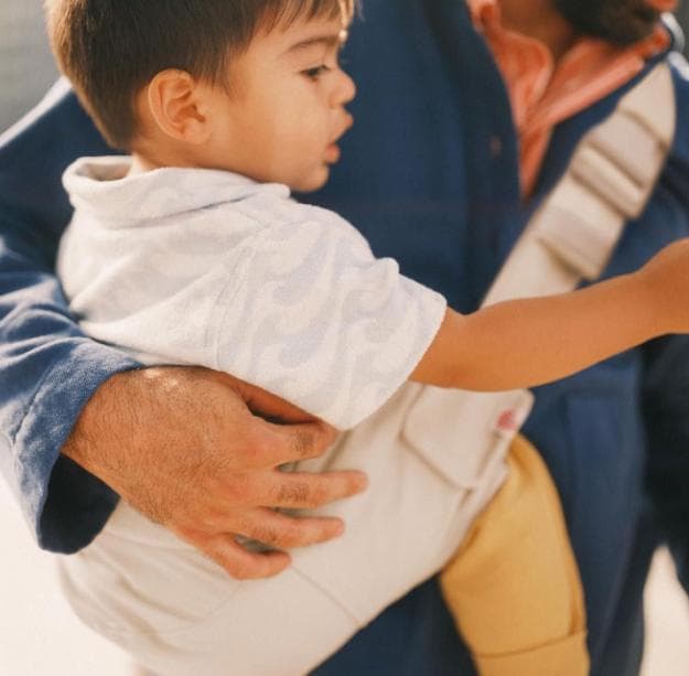Ergobaby Upsie エルゴベビー アップシー スリング Nベージュ