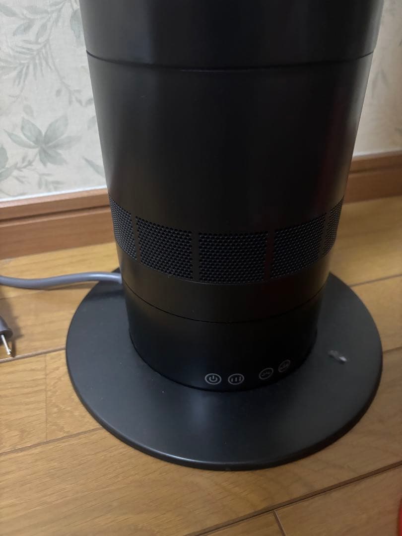 タワーファン　サーキュレーター　羽無しファン　冷房　暖房