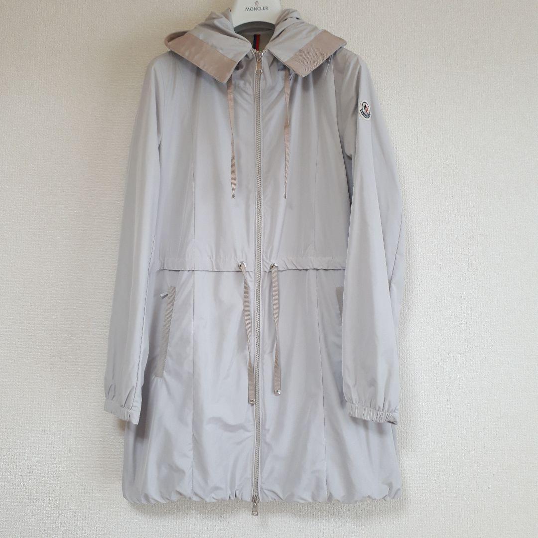 ピーク国内正規品　MONCLER　TOPAZベージュ 1サイズ