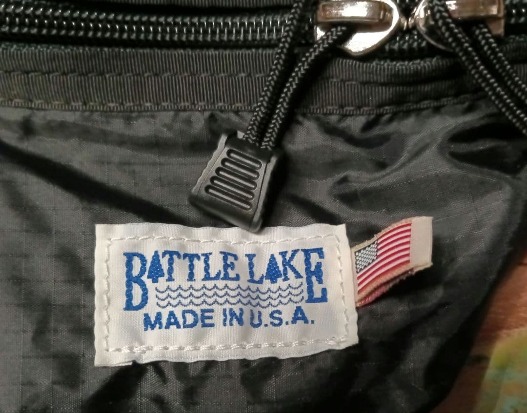 BATTLE LAKE / バトルレイク BANANA ショルダーバッグ
