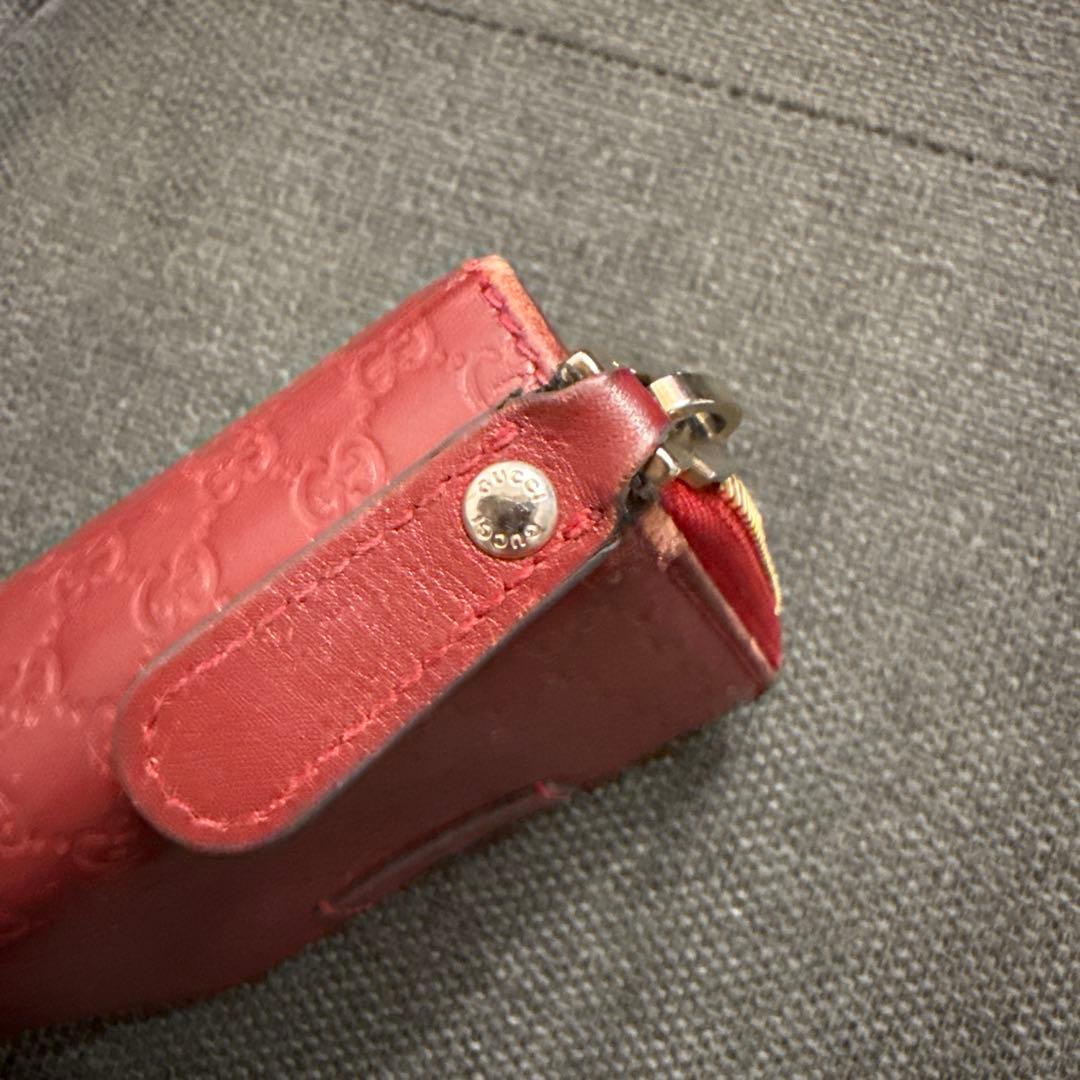 GUCCI 赤 レザー 二つ折り財布