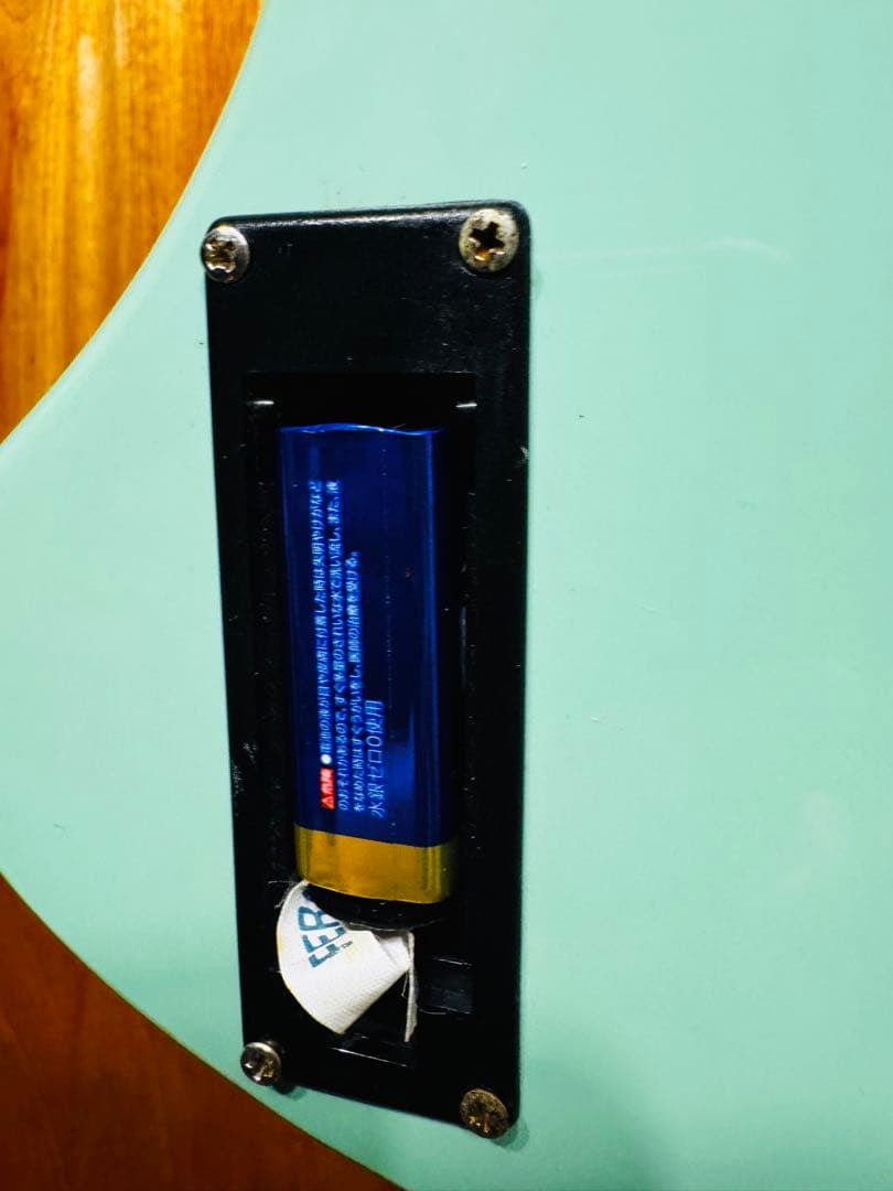ZO-3 ミントグリーン　アンプ内蔵ギター