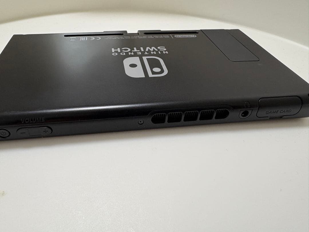Nintendo Switch 本体 (joyコン非純正)