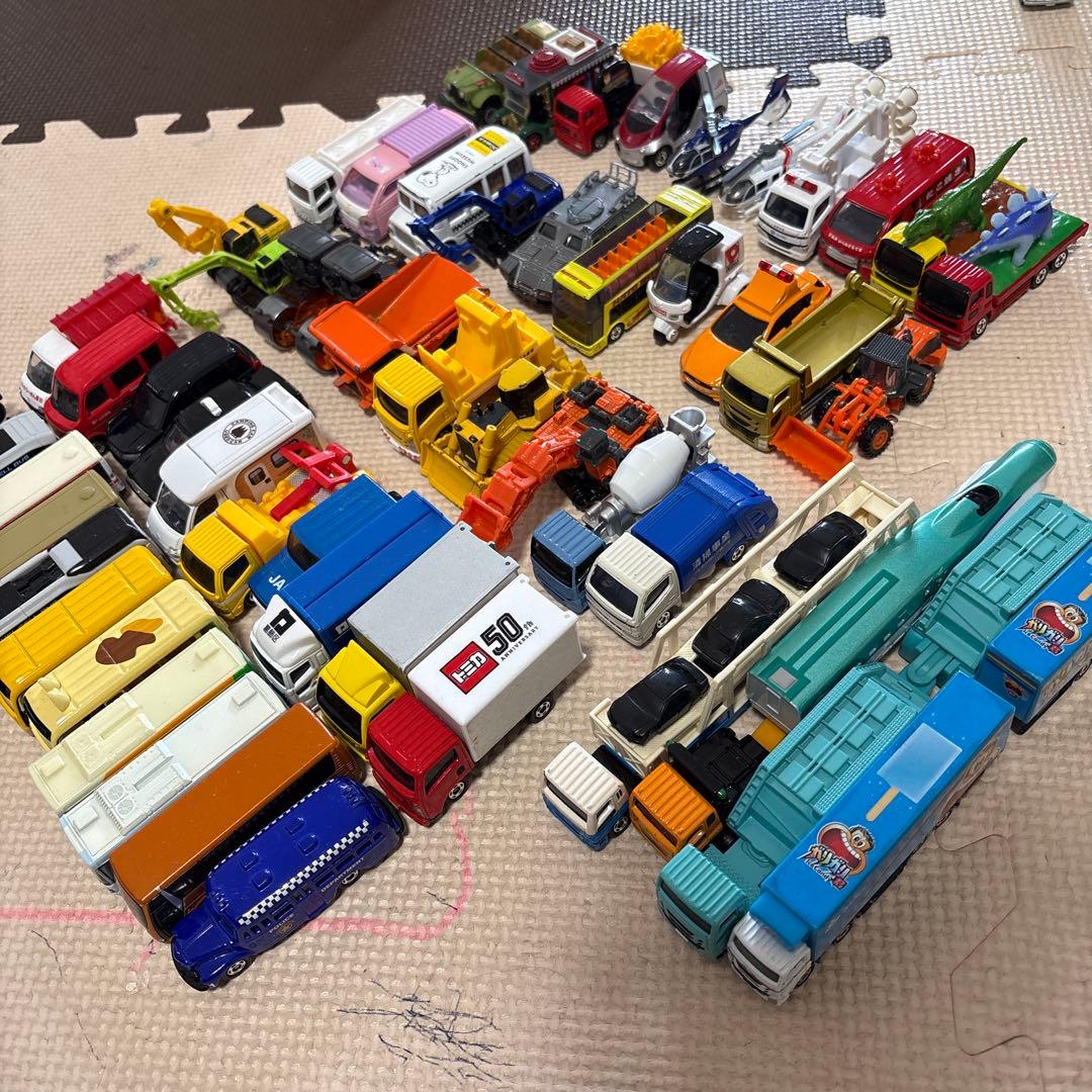 トミカ　まとめうり　はたらく車　57台セット