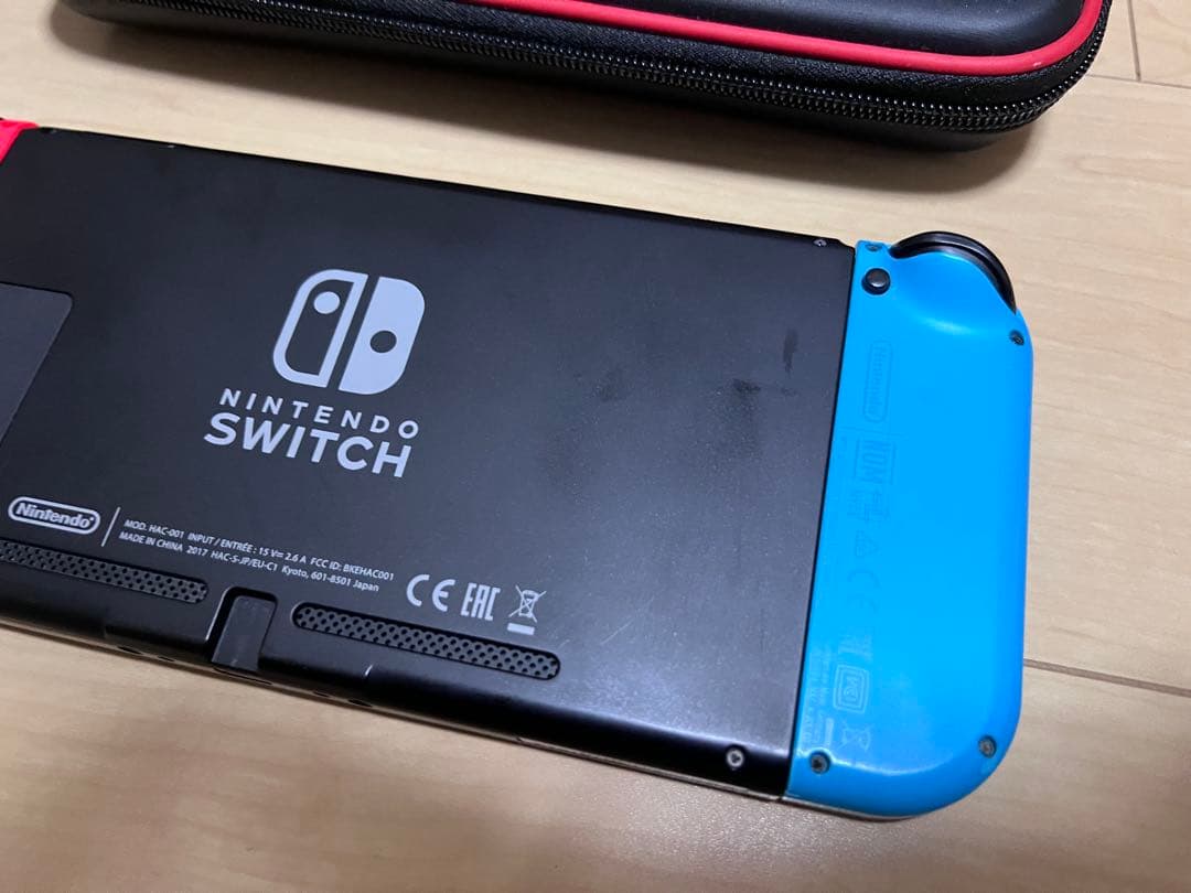 【JOYコン良好】Nintendo Switch本体、キャリーケース付き