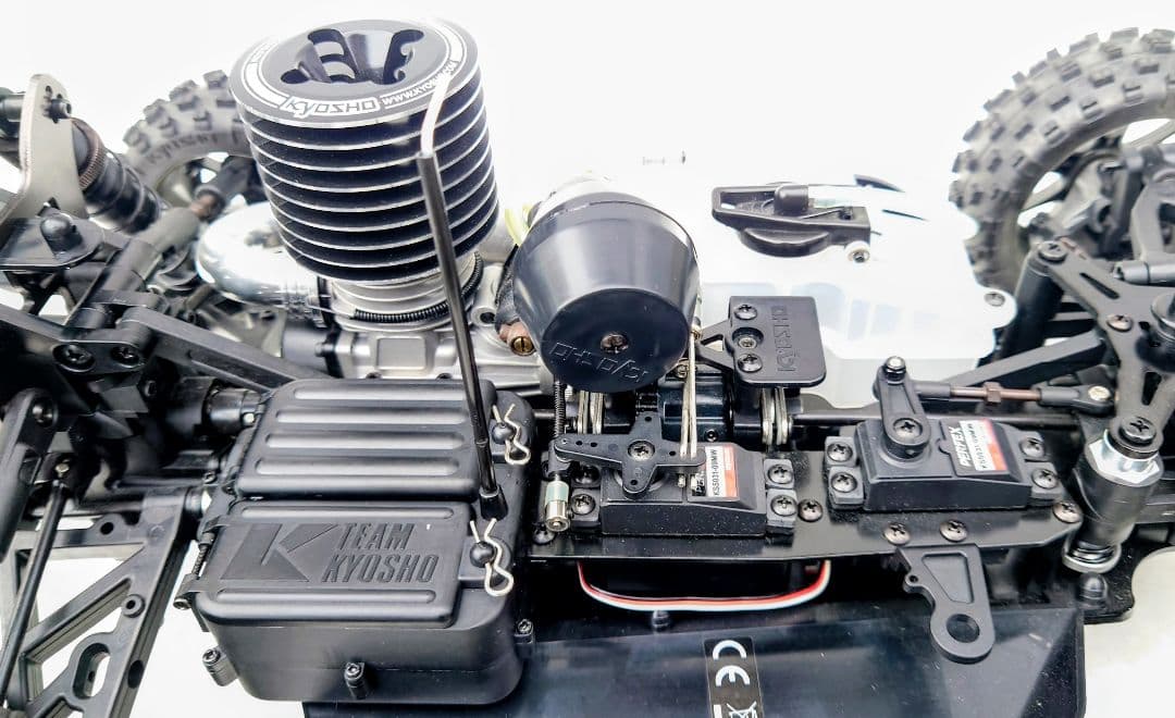 【未走行】KYOSHO 1/8GP INFERNO NEO 3.0 フルセット
