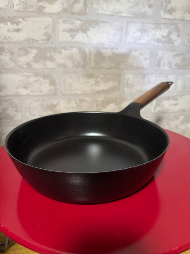 【未使用】　バーミュキュラ　フライパン　24cm ウォールナット　ガラス蓋付き