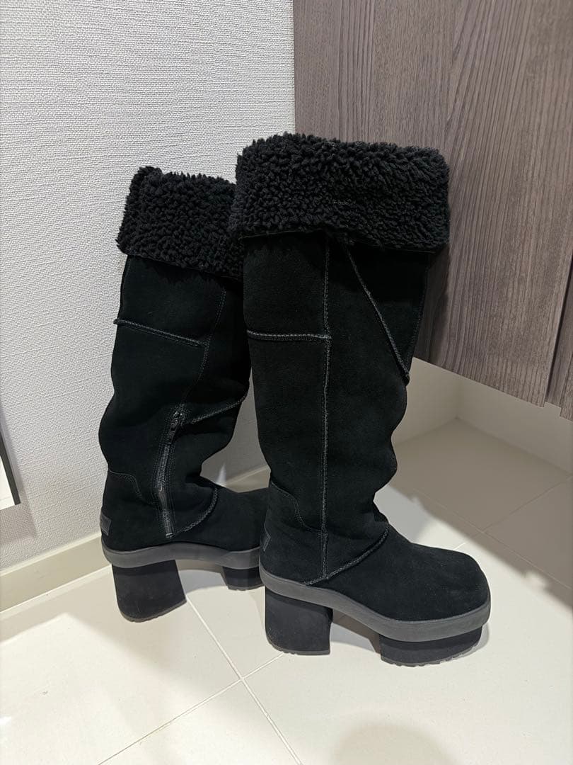 UGG ムートンロングブーツ