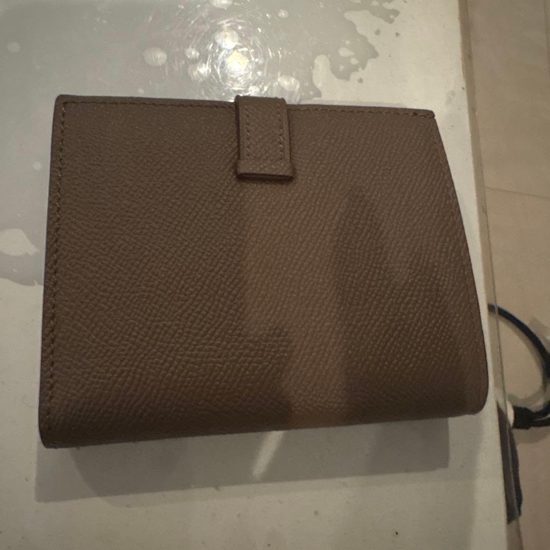 0101　べアンコンパクト　二つ折財布