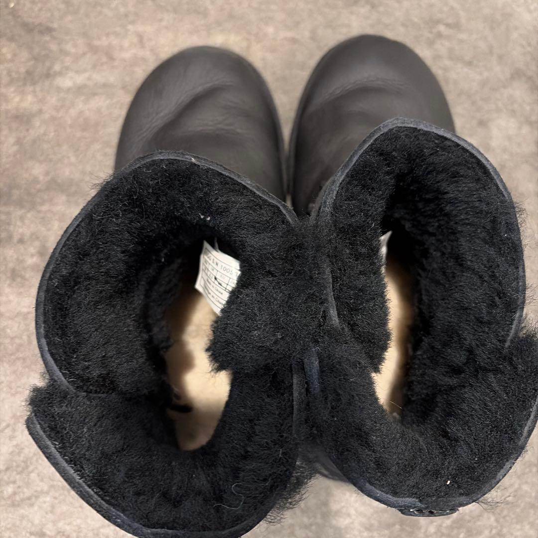 UGG ブラック ムートンブーツ スタッズ付き