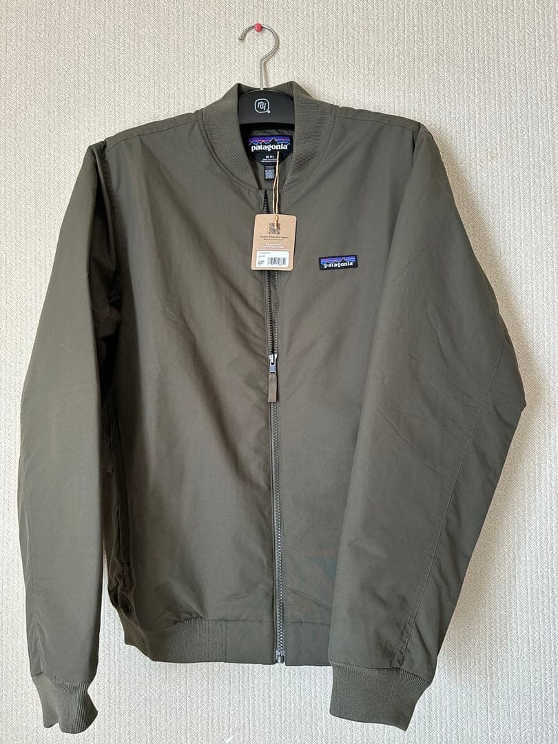 ア*ウ様 patagoniaイスマスデックジャケットMサイズ新品