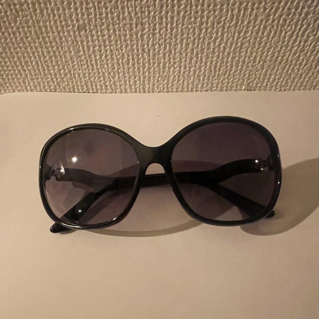 MIU MIU ミュウミュウ　サングラス　ケース付き