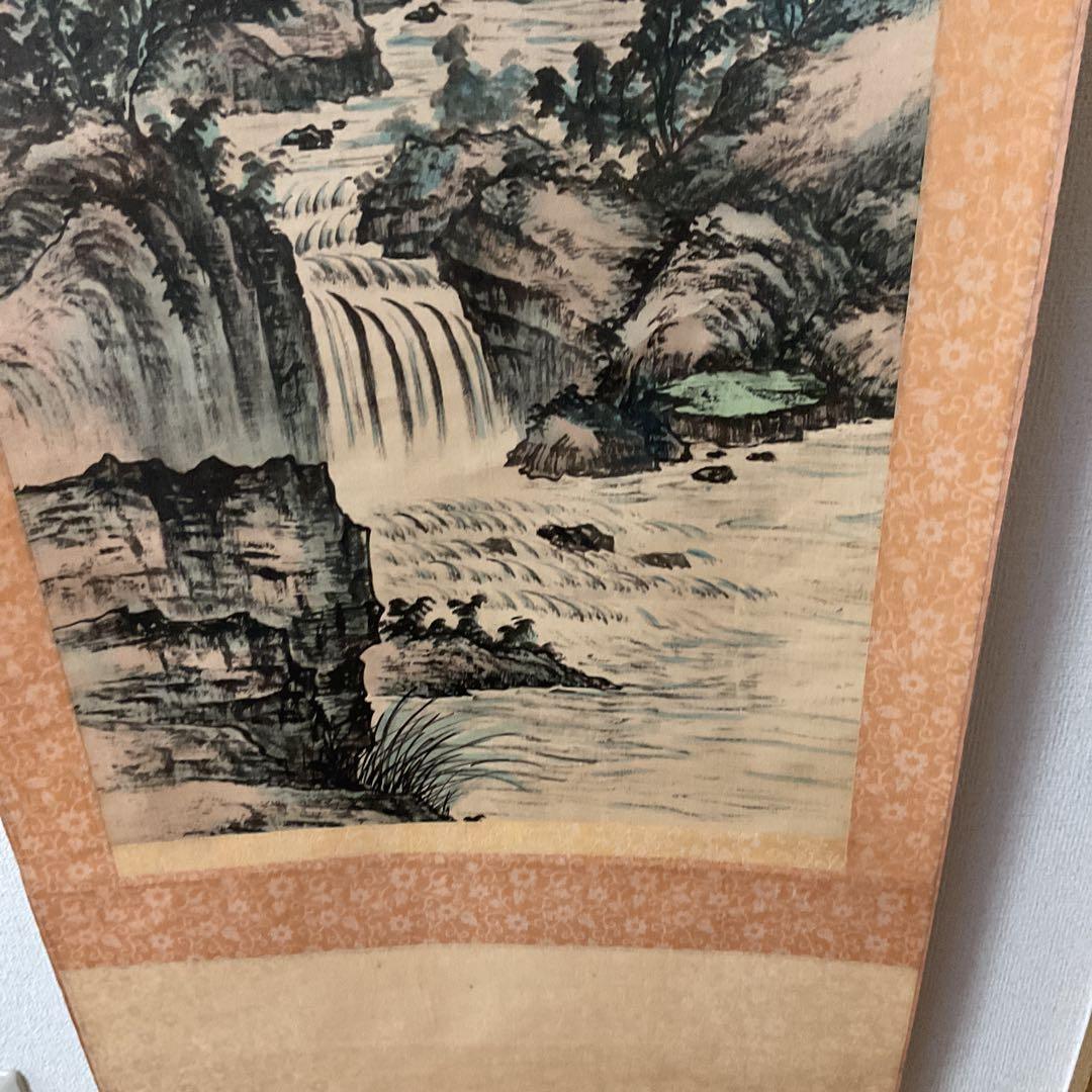 絹本彩色画山水図 【 雲 山 飛 瀑 】 月 吟 筆 合桐箱