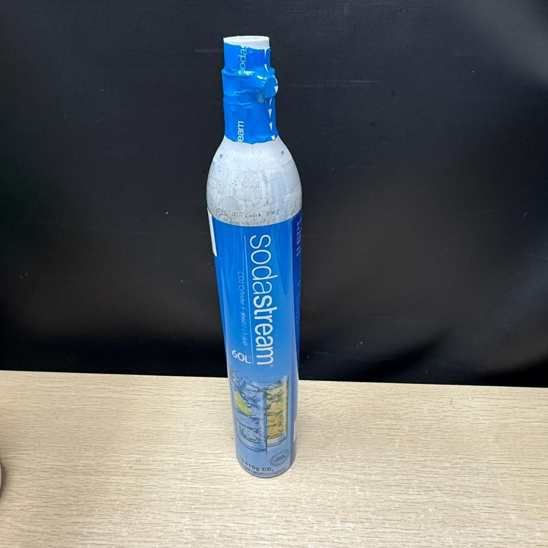 ★未使用　SODASTREAM　ジェネシス　V2