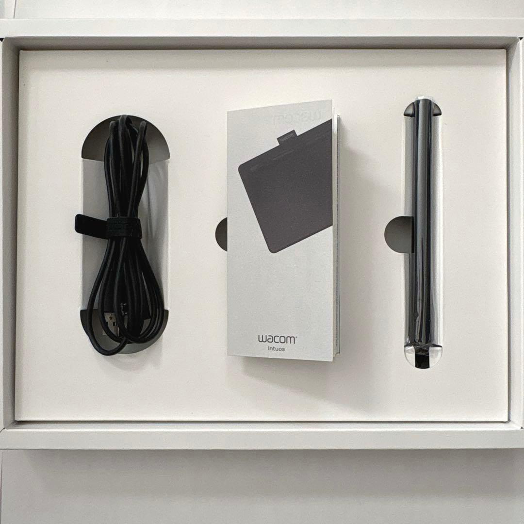 Wacom Intuos ピスタチオグリーン