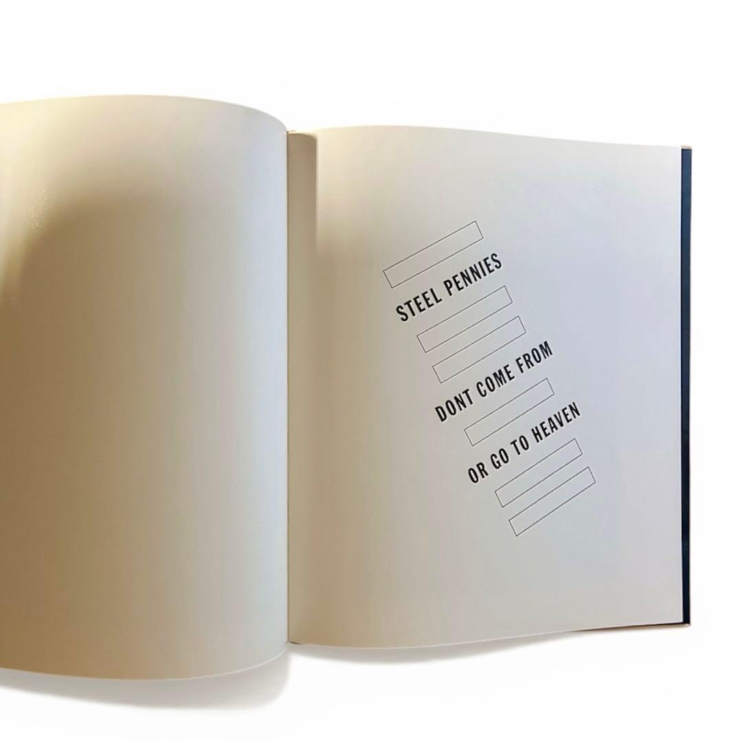 ローレンスウェイナー Lawrence Weiner 本