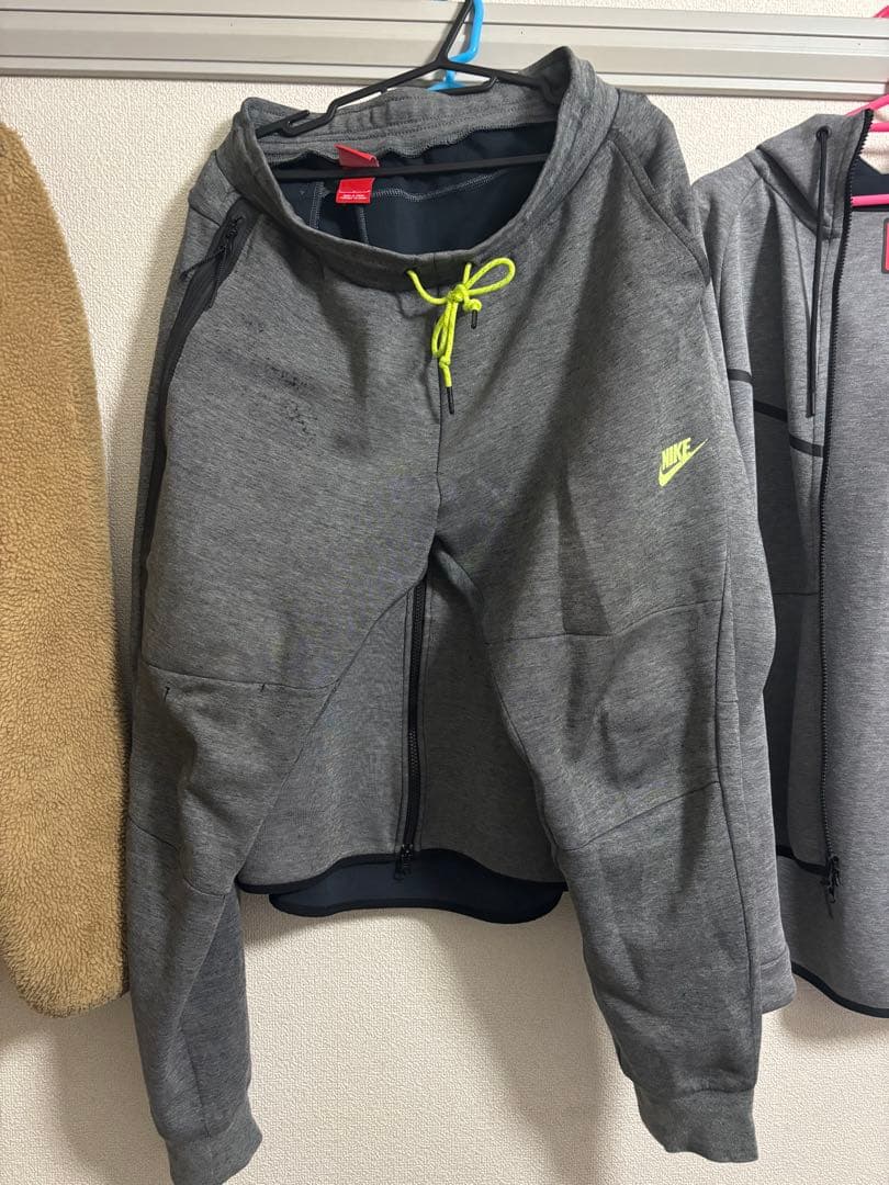 Nike ナイキ　テックフリース　ボルト　廃盤