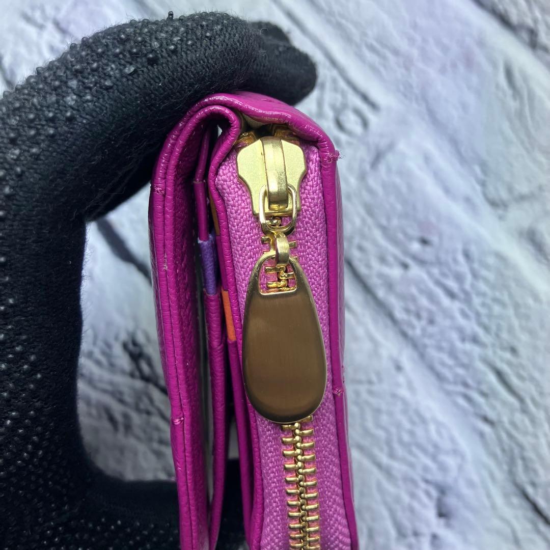新品・未使用✨ツモリチサト ネコキルティング ラウンドファスナー 羊革 折り財布