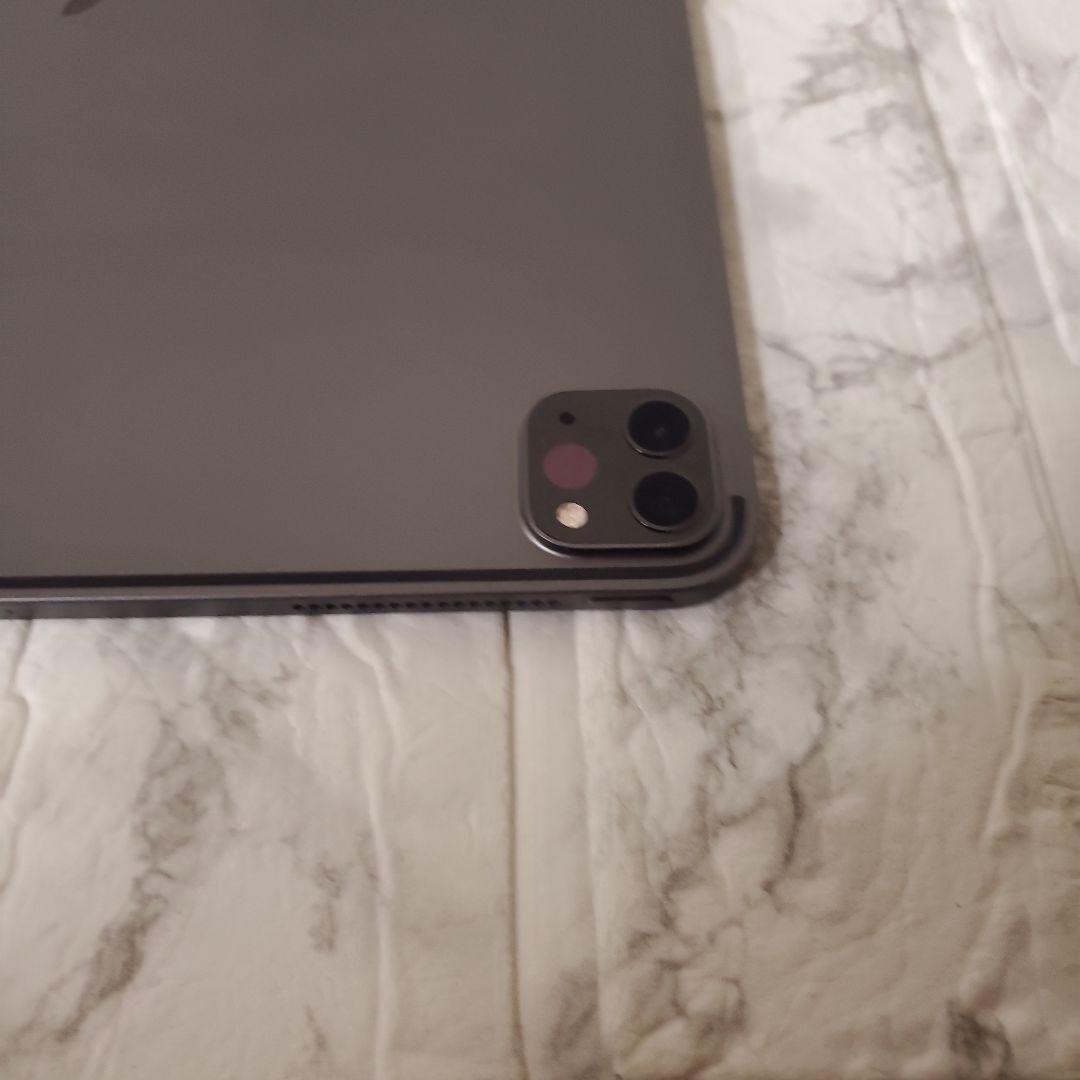 135 iPad pro 12.9 4世代 128GB スペースグレイ
