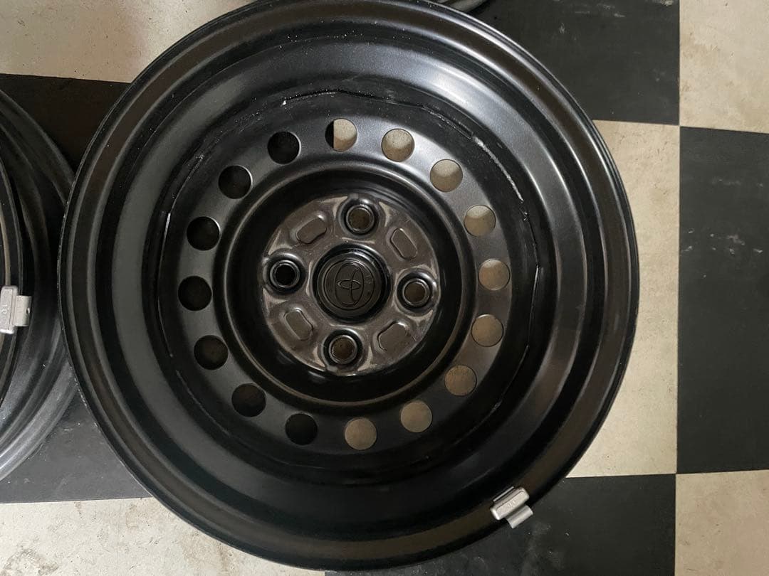 トヨタピクシストラック純正スチールホイール　新車外し
