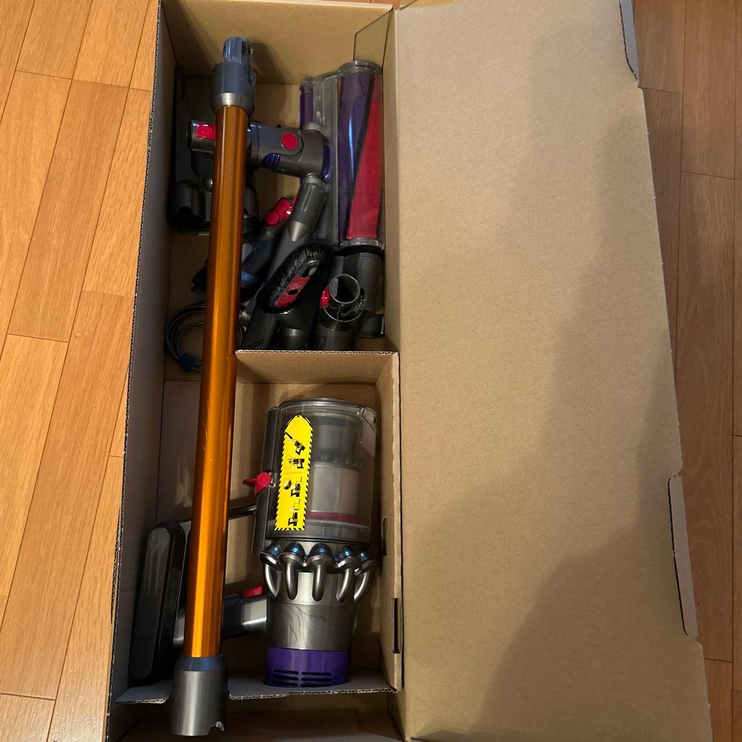 【ジャンク品】Dyson V10 Fluffy コードレス掃除機本体 ダイソン