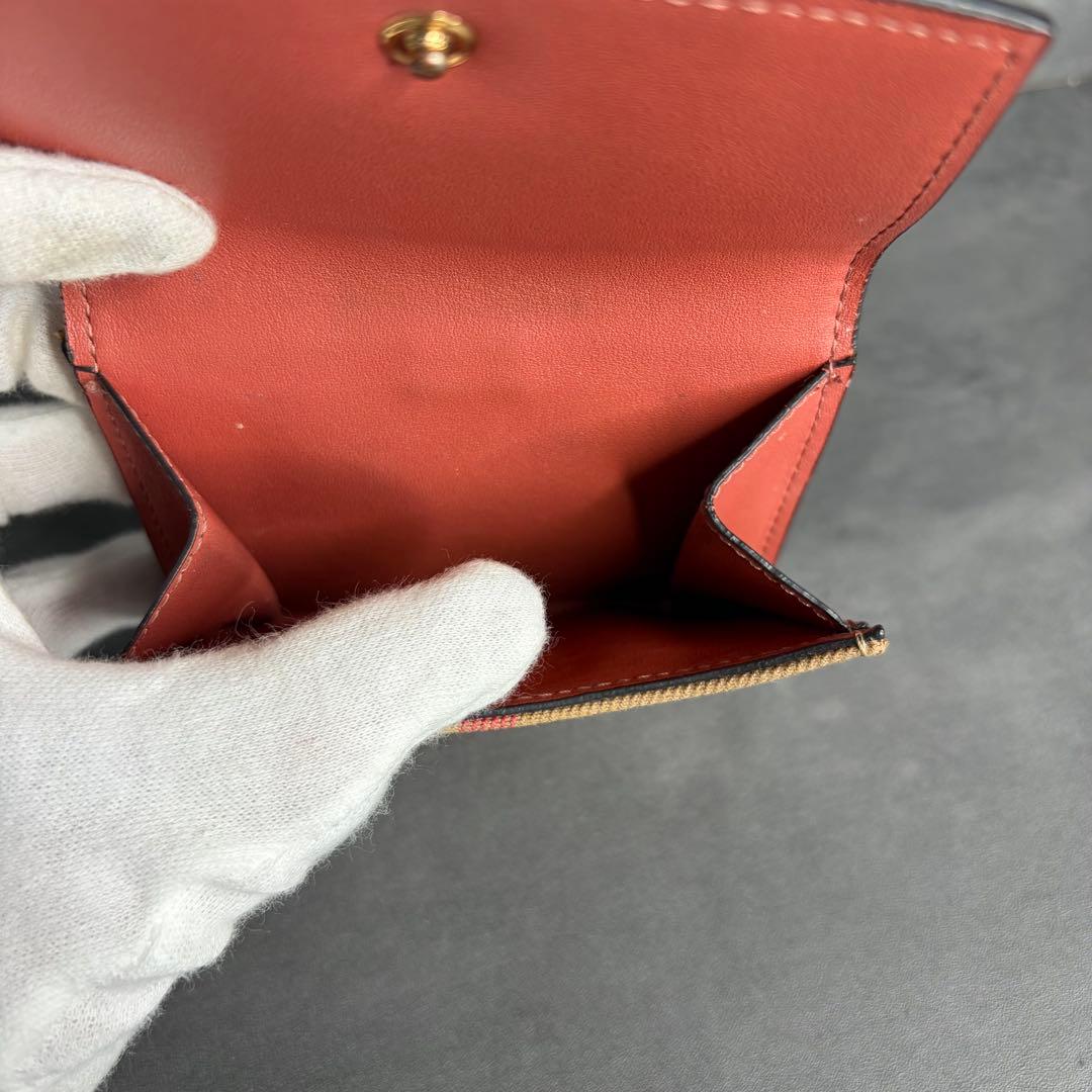 【美品】BURBERRY バーバリー 二つ折り財布 ノバチェック ピンク