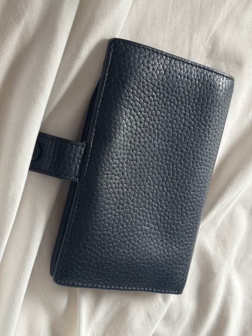 BURBERRY ブラック 二つ折り財布