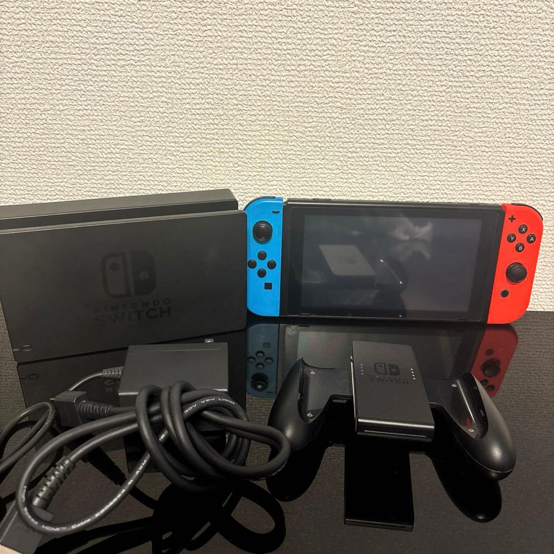 【颯臥】美品❗️Nintendo Switch本体　箱無し【動作問題なし】