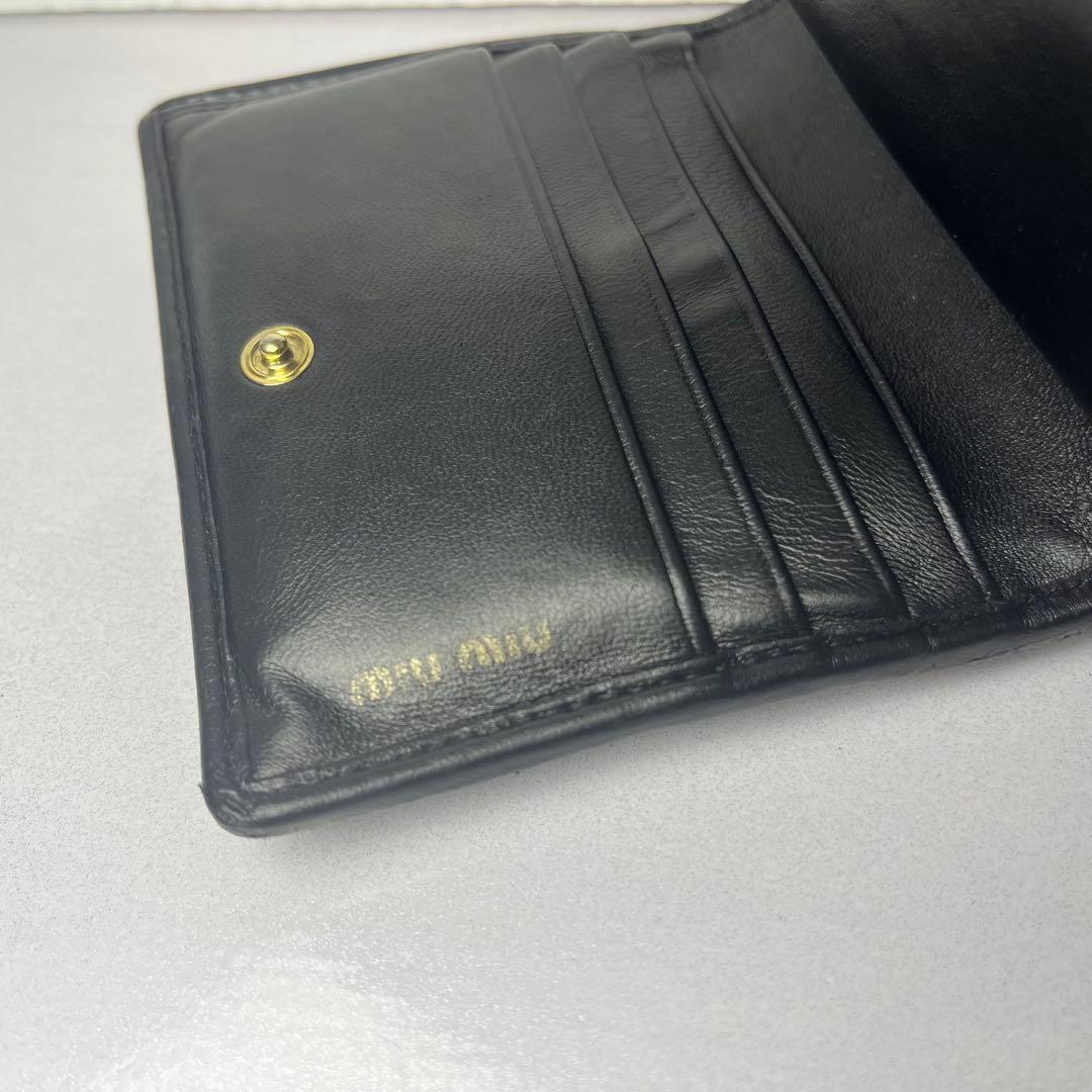miu miu 財布 ブラック 二つ折り財布 キルティング レザー マトラッセ
