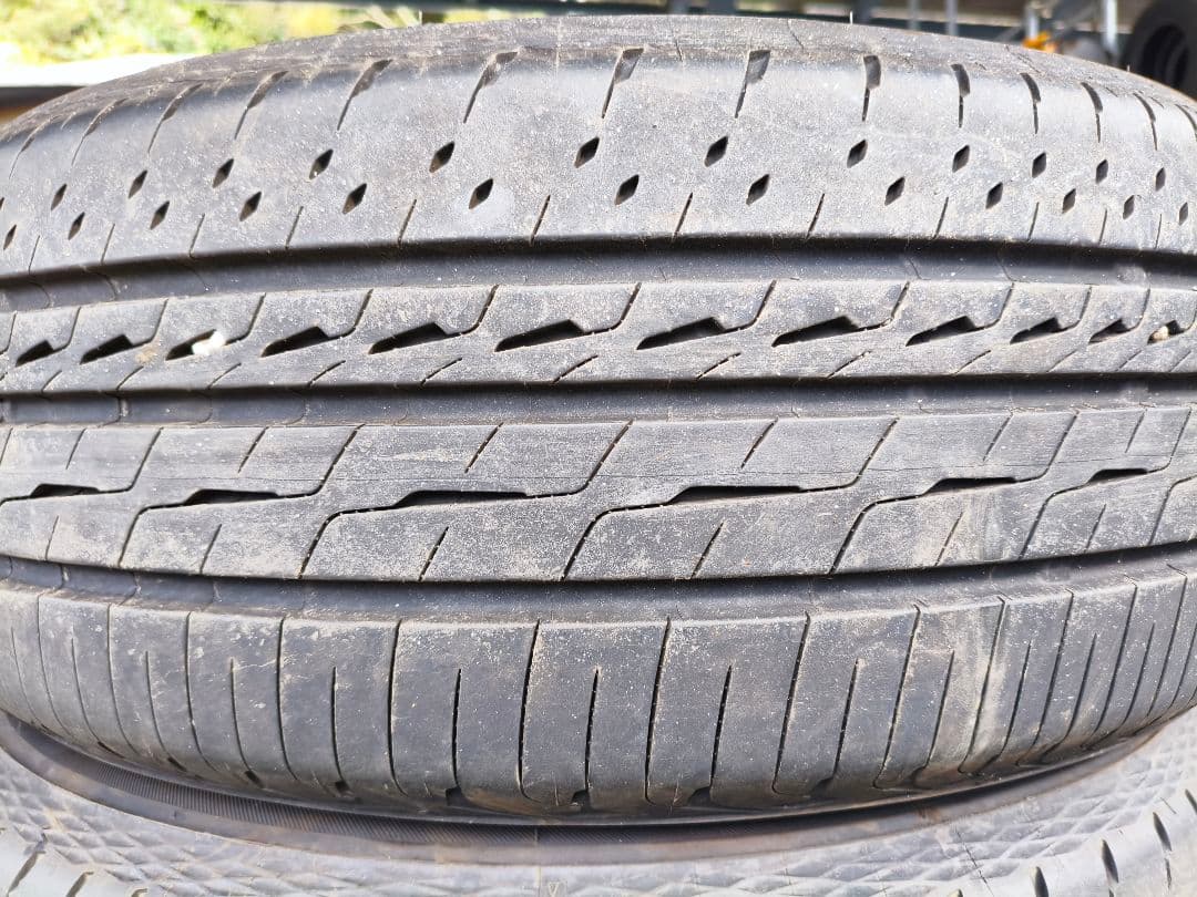 ブリヂストン BS 225/55R18 REGNO GR-XIII 4本セット