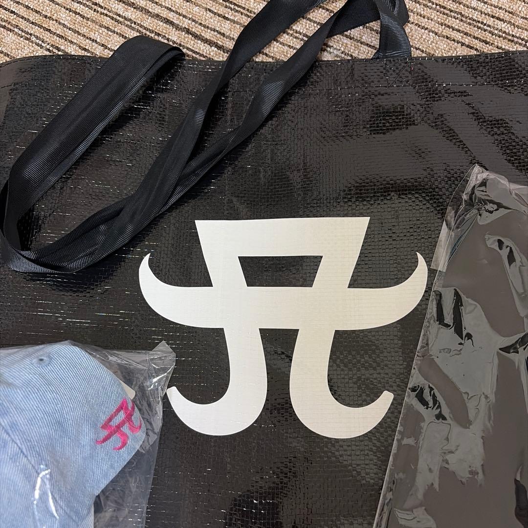 浜崎あゆみ MFC. キャップ 、ノベルティステッカー
