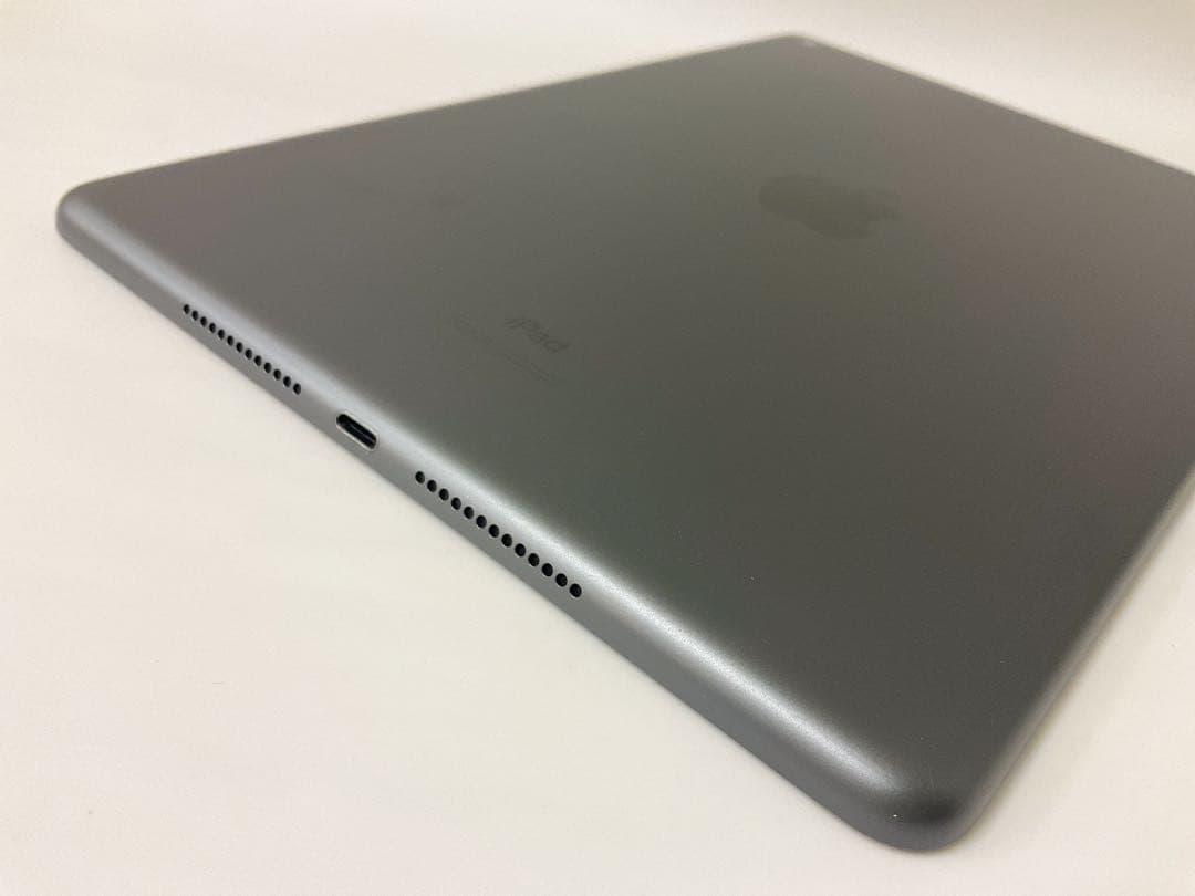 iPad 第8世代 32GB Wifiモデル　スペースグレイ