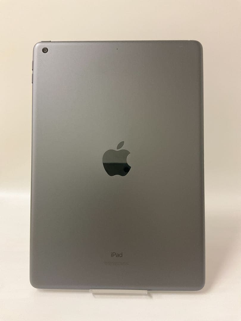 iPad 第8世代 32GB Wifiモデル　スペースグレイ