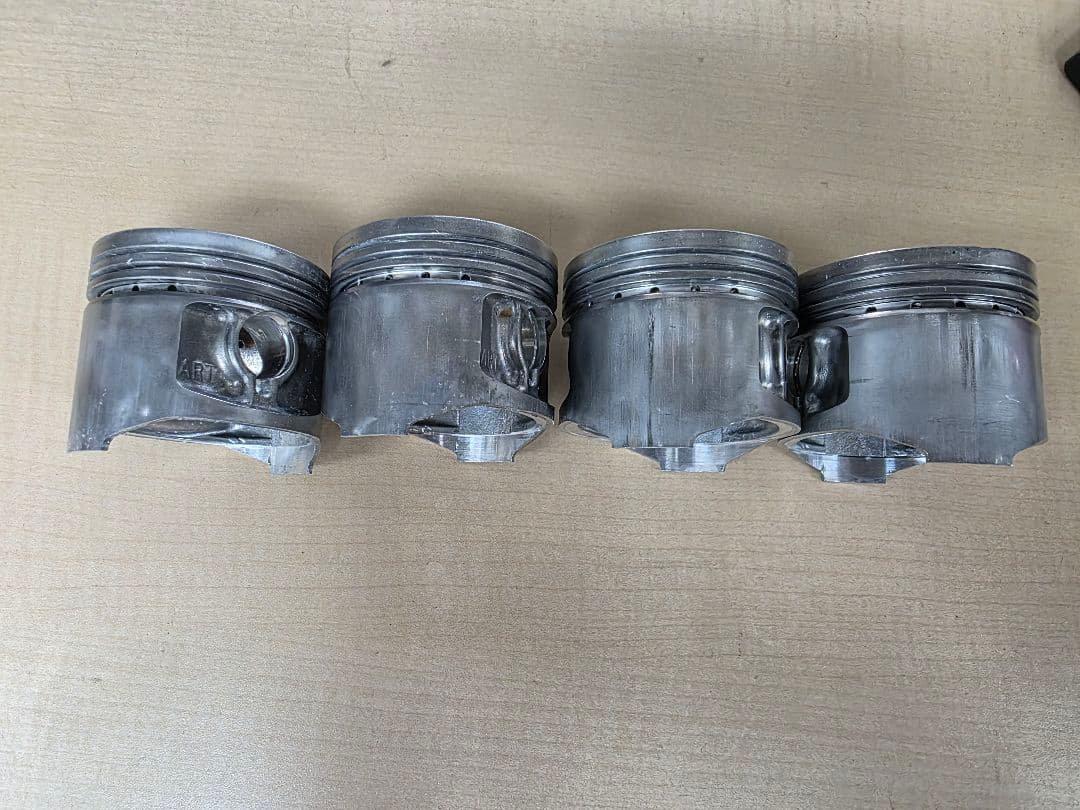 KAWASAKI ピストンリング 13008-1004A 4個セット Z500