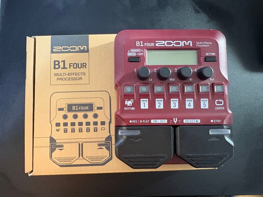 ZOOM B1 FOUR マルチエフェクター 本体