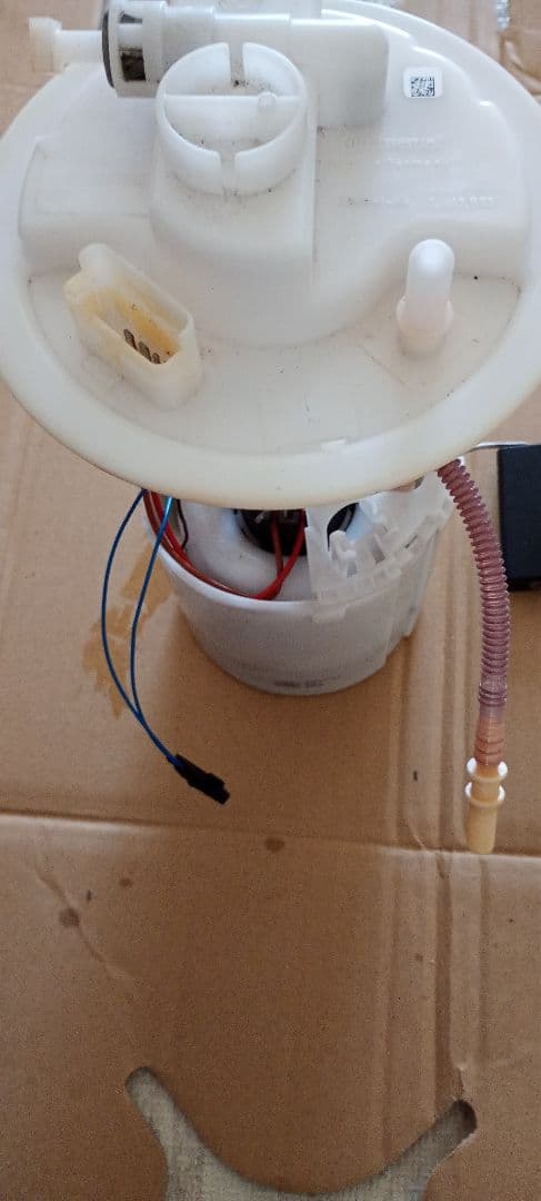 アルファロメオ　159　3.2　93932フューエルポンプAssy