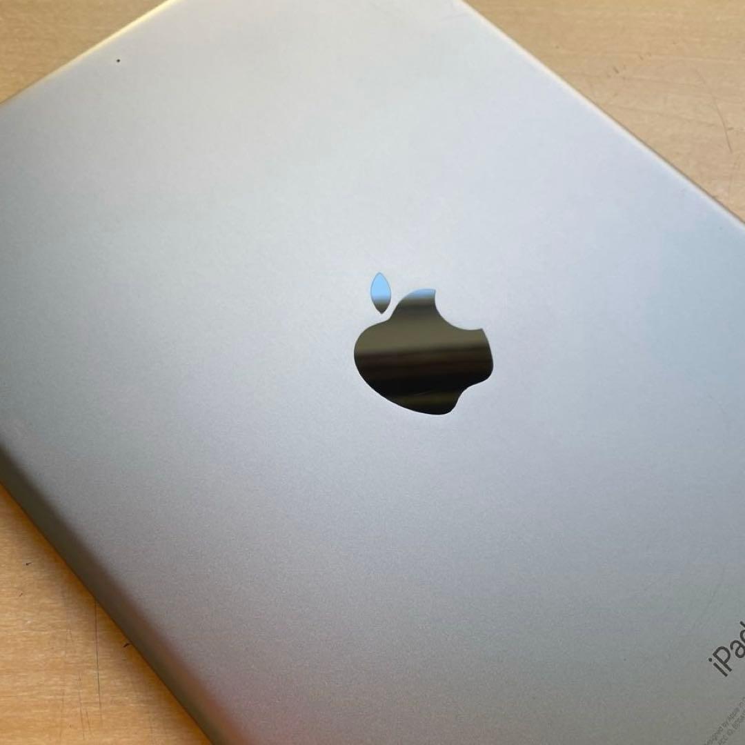 iPad 第6世代　A1893　Wi-Fi スペースグレイ　32GB 美品