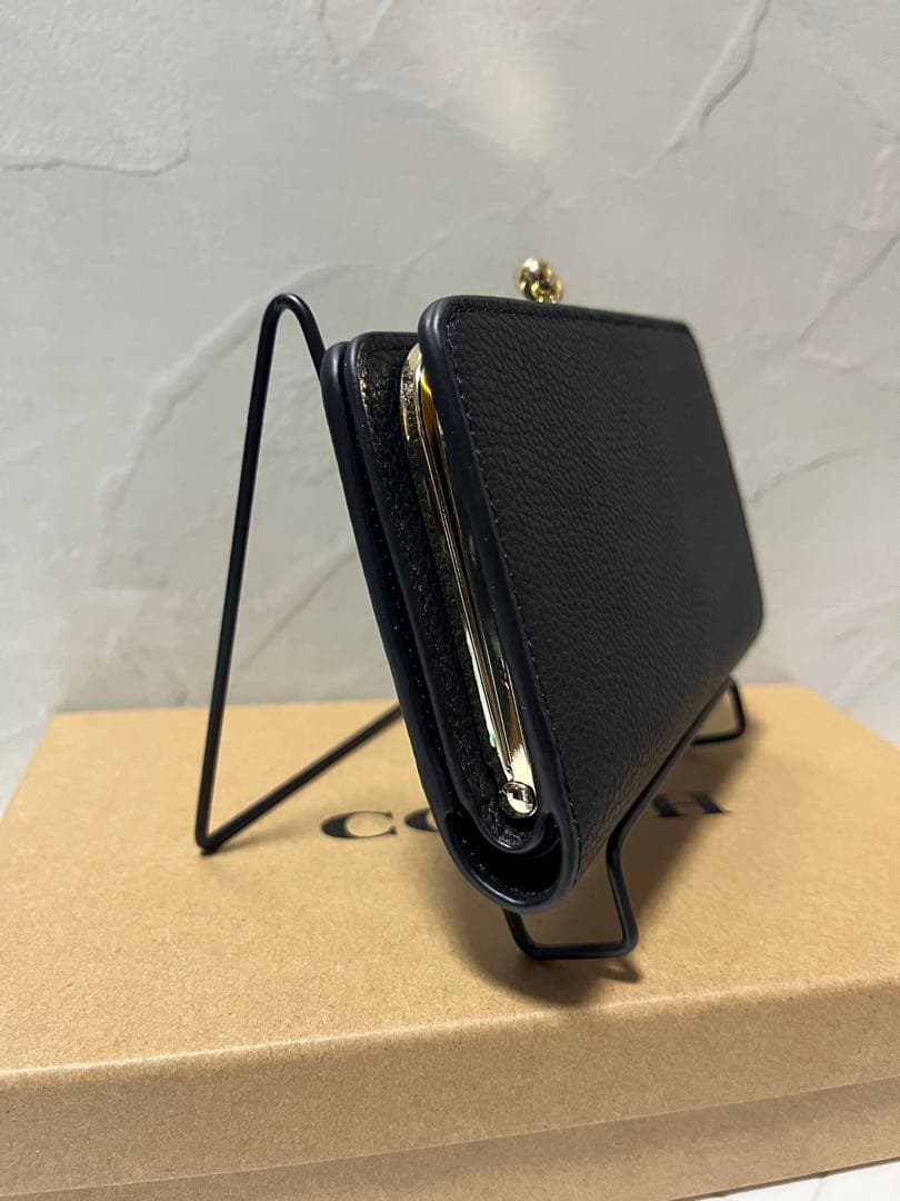✨️新品未使用✨️COACH ブラック 二つ折り財布 がま口