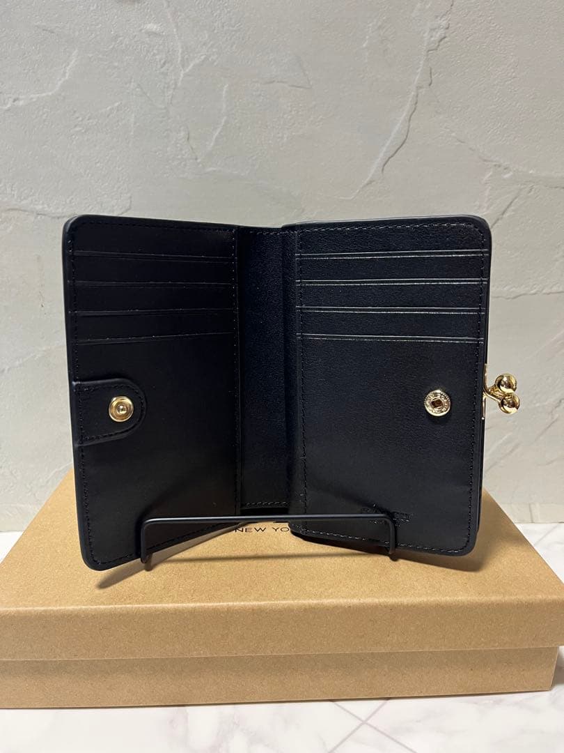 ✨️新品未使用✨️COACH ブラック 二つ折り財布 がま口