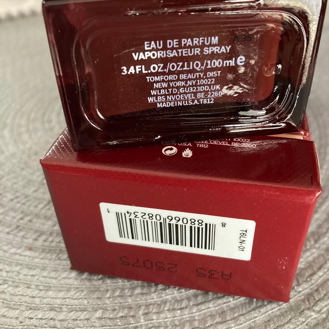 トムフォードロストチェリー Eau de Parfum 100ml