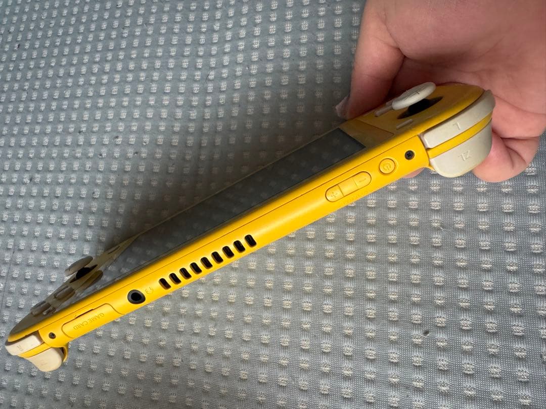 【ジャンク品】NintendoSwitchLiteイエロー本体SDカード付