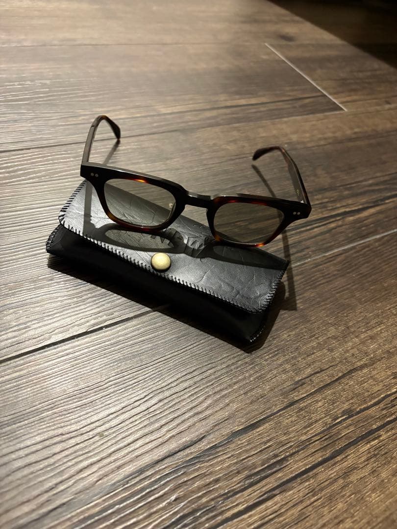 新品未使用　NEW. / HECTOR'S BROWN/green サングラス