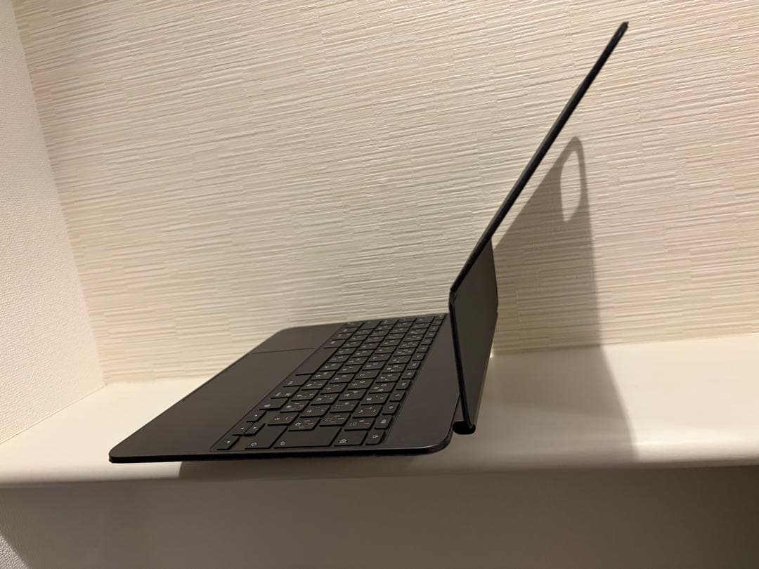 純正品 13インチiPad Pro用Magic Keyboard M4/M5対応