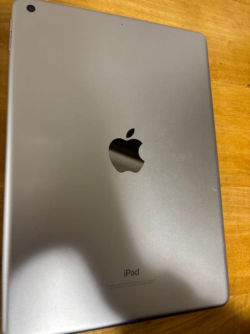 iPad 第6世代 128GB Wi-Fi シルバー 箱あり 動作確認済み