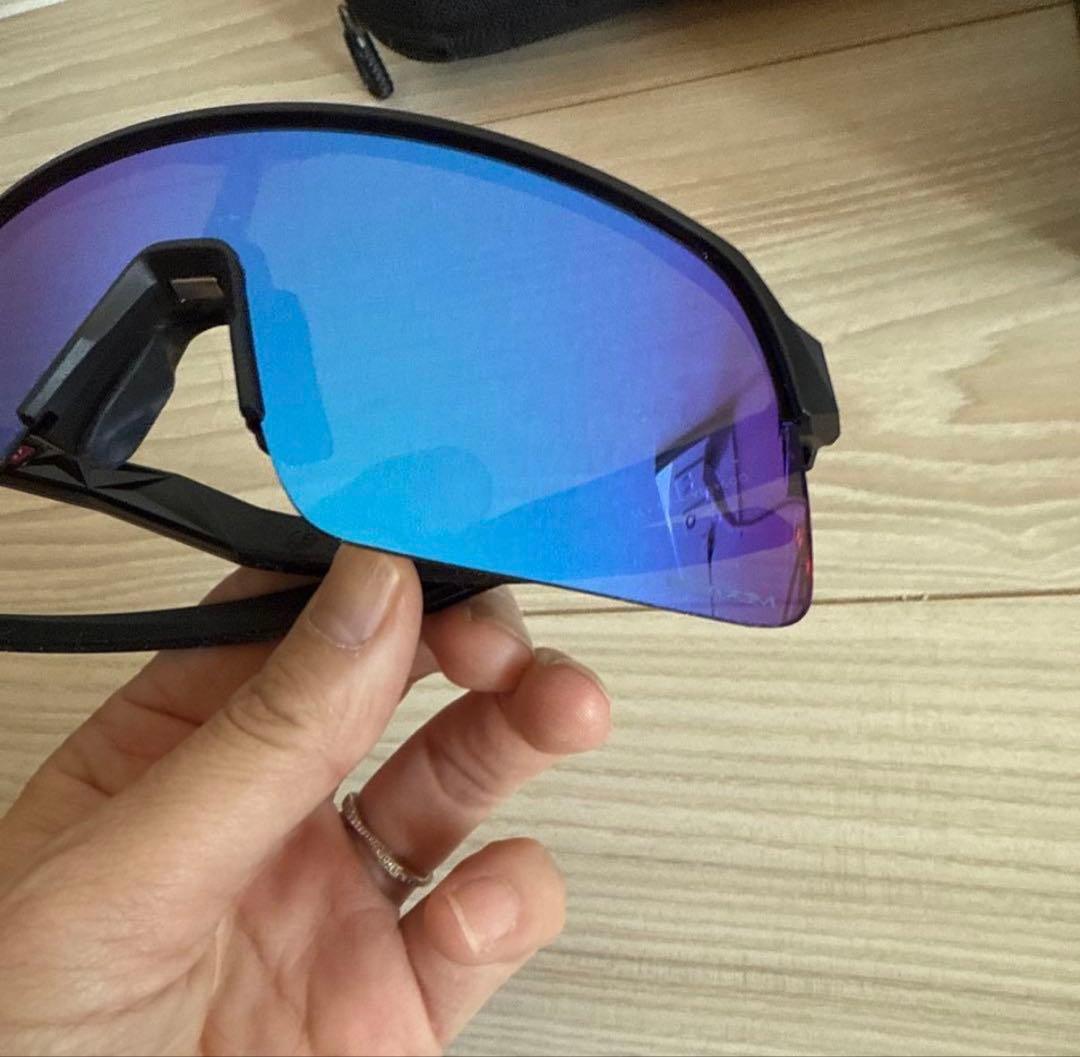 Oakley Sutro Lite サングラス ブルーグラデーション