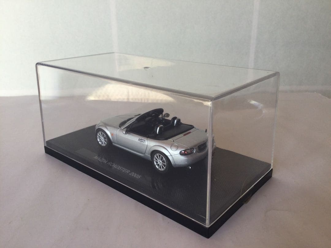 EBBRO マツダ ロードスター 2005 シルバー ミニカー