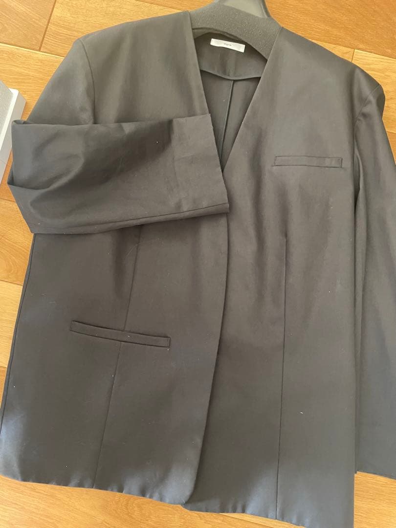 digne.no colorlessジャケット黒