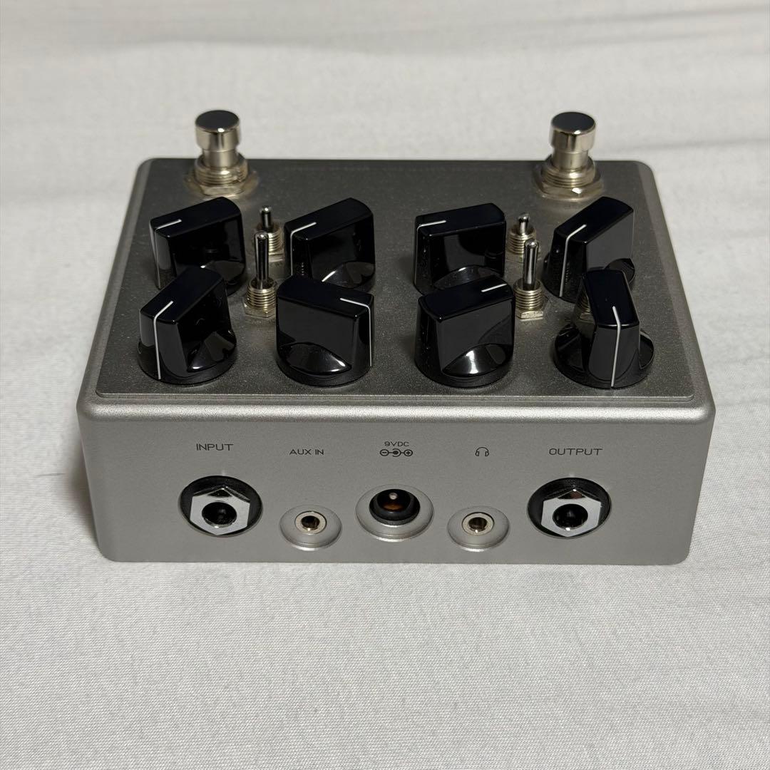 ベース darkglass VINTAGE ULTRA v2 with aux in